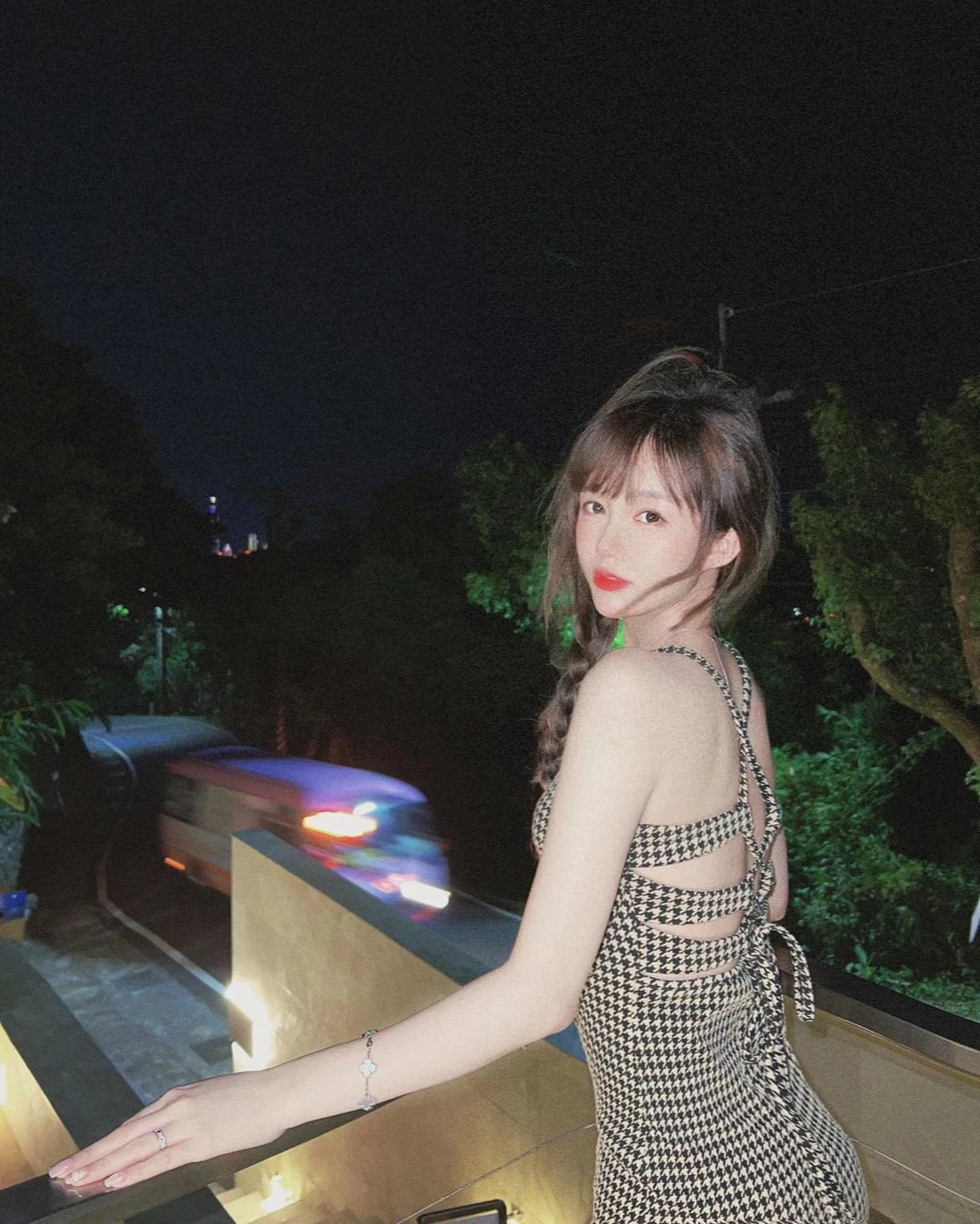28118194.webp