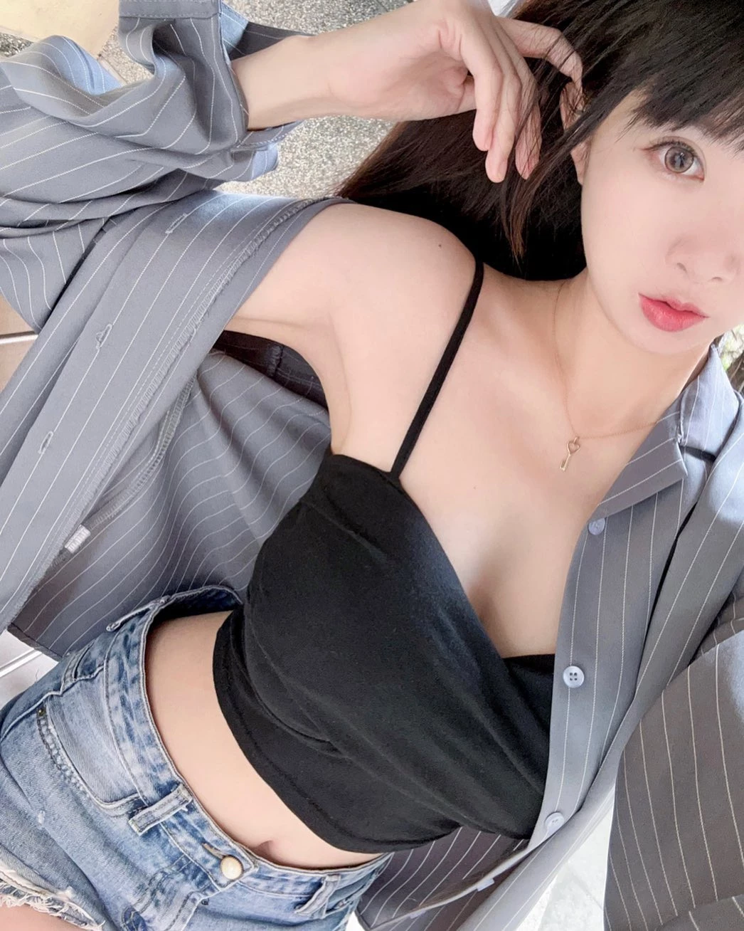 24318592.webp