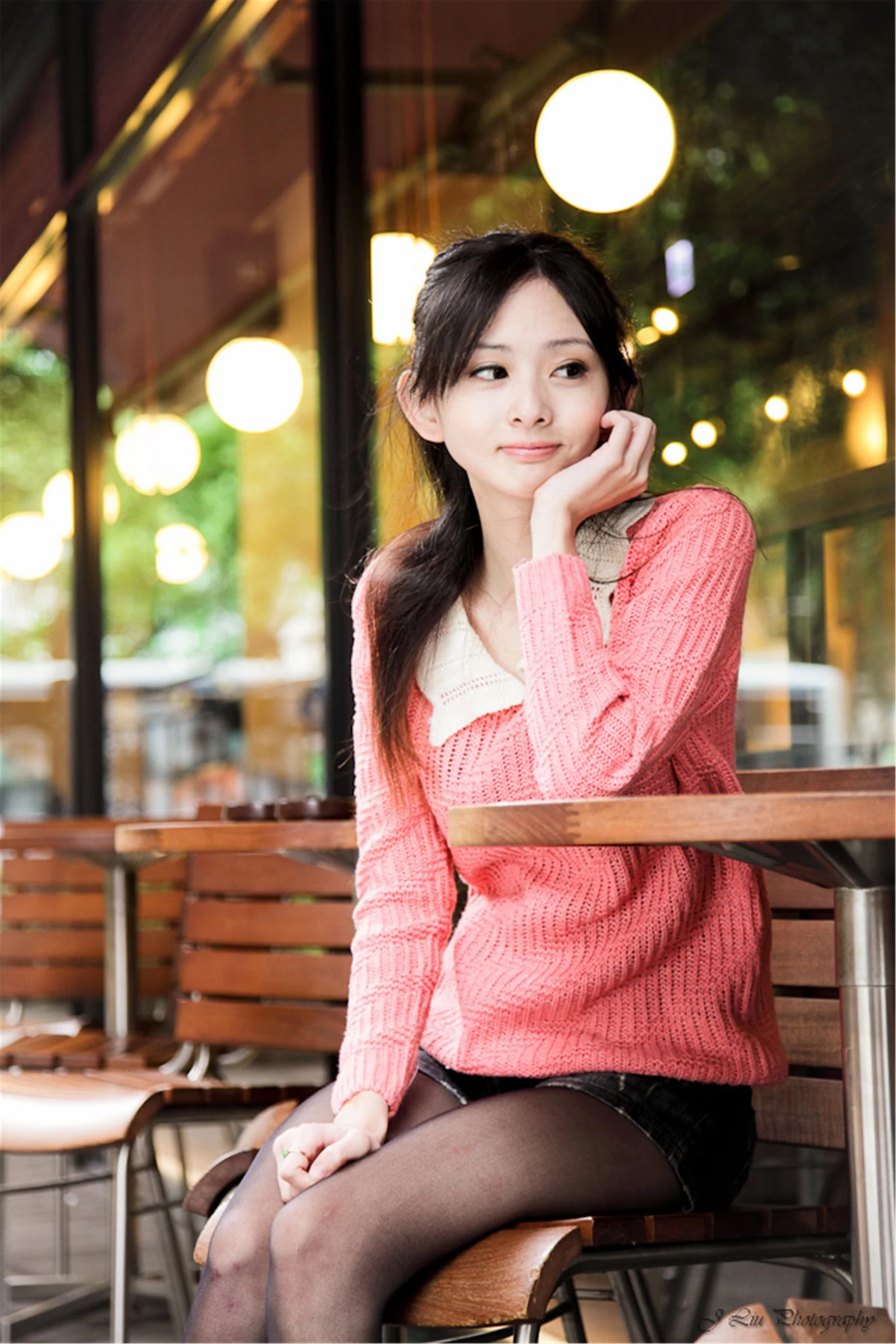 30743244.webp