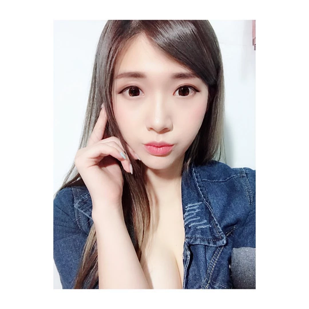 4787095.webp