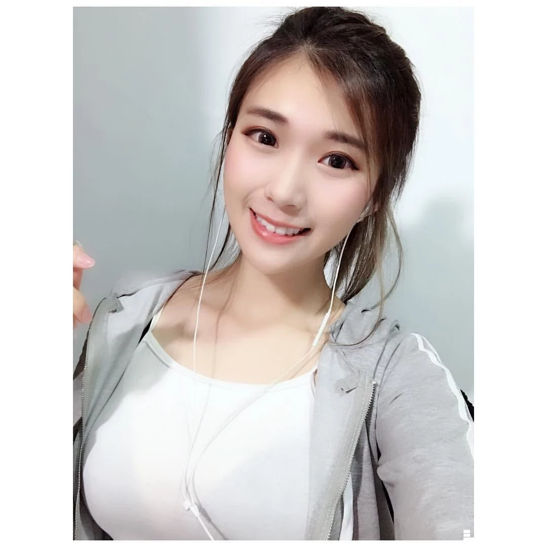 4787103.webp
