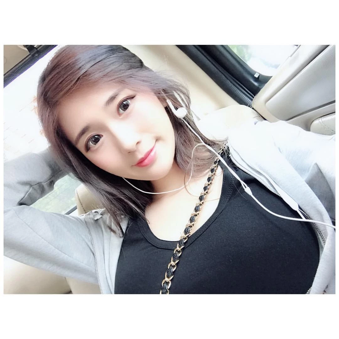4787111.webp