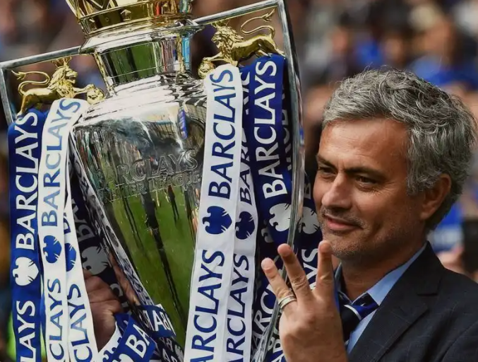 切尔西拿冠军图.png 切尔西拿冠军图.png